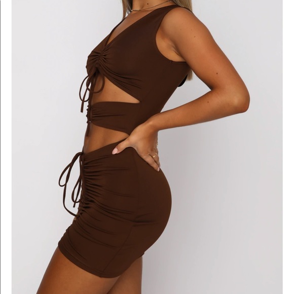 White Fox Cut Out Dress - Picture 2 of 4